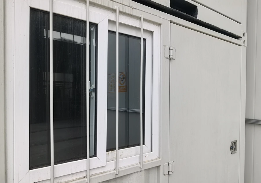 10ft Storage Container with Window
